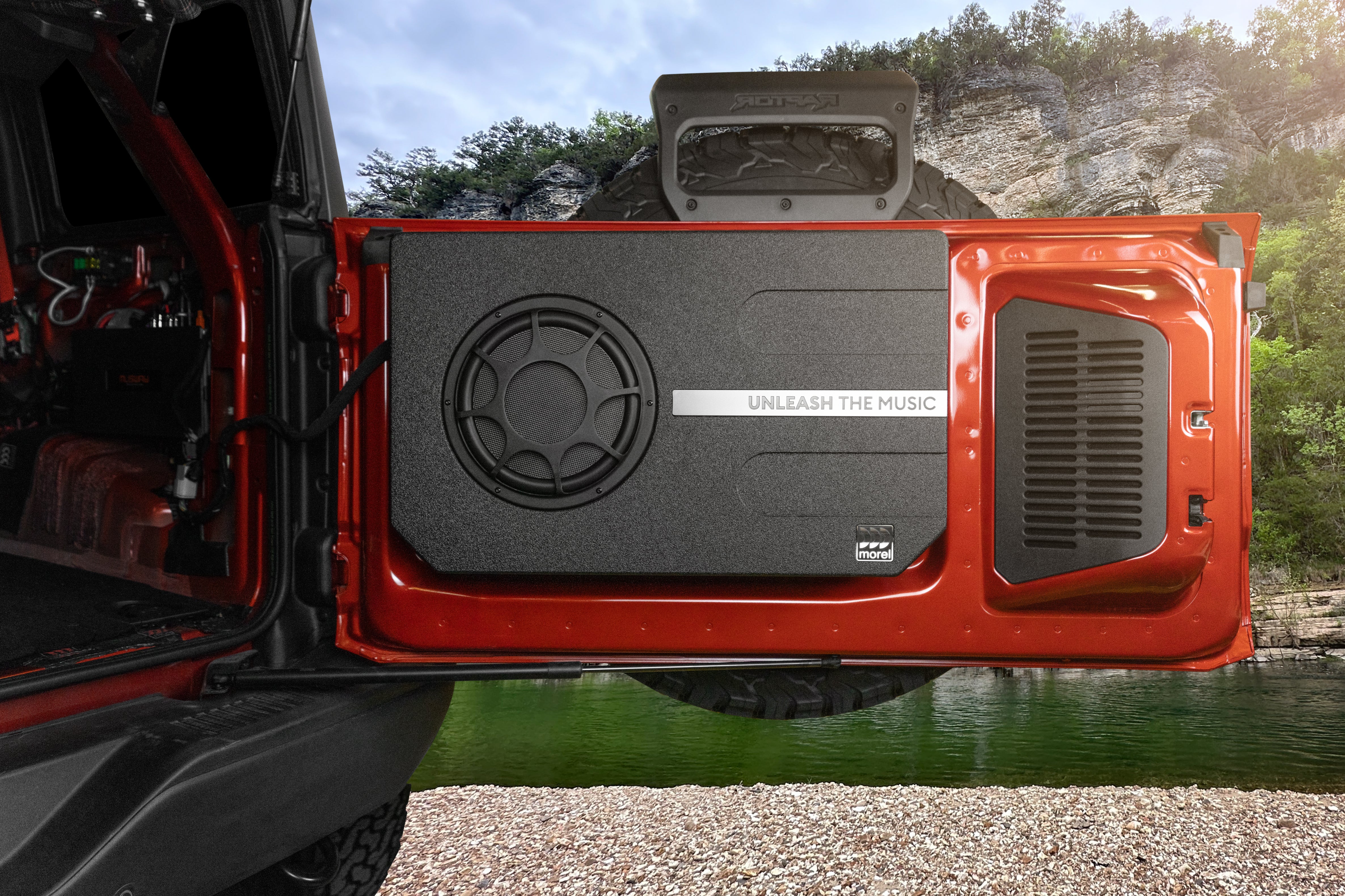 Morel IR-BRSUB-PS10 | Tailgate-Mounted Vented Enclosure for 6th Gen Ford Bronco with PowerSlim PS10D + Wiring Harness